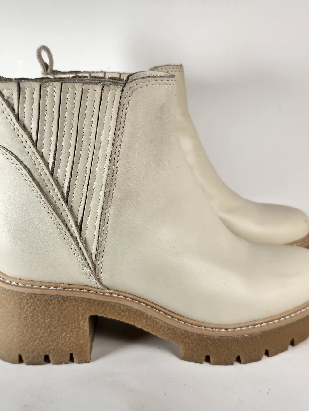 DOLCE VITA Women's Harte H2O Boot Size 8 Ivory Leather Shoe - Picture 3 of 10